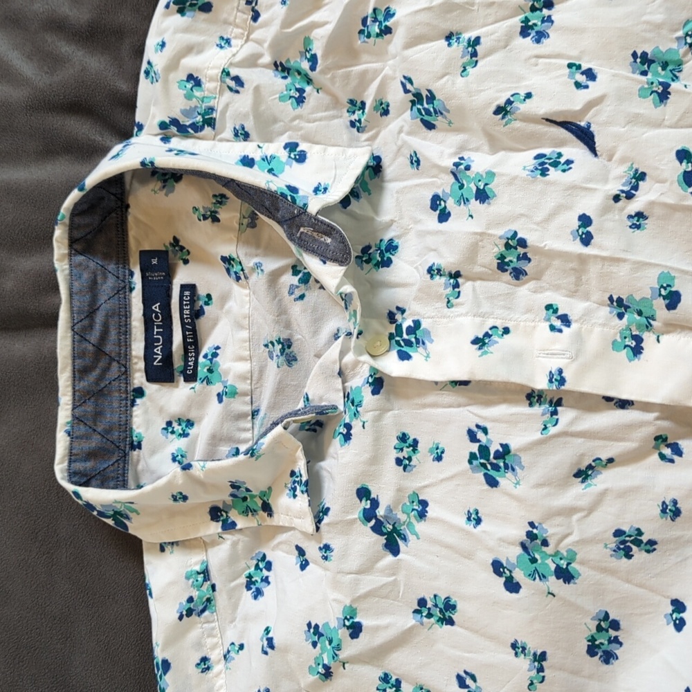 Floral Nautica short-sleeve button-down